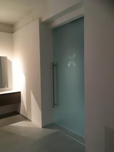 porta vetro satinato porte in vetro porte di vetro porte arredamento vetro treviso pordenne udine trieste venezia (11)