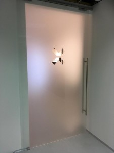 porta vetro satinato porte in vetro porte di vetro porte arredamento vetro treviso pordenne udine trieste venezia (13)